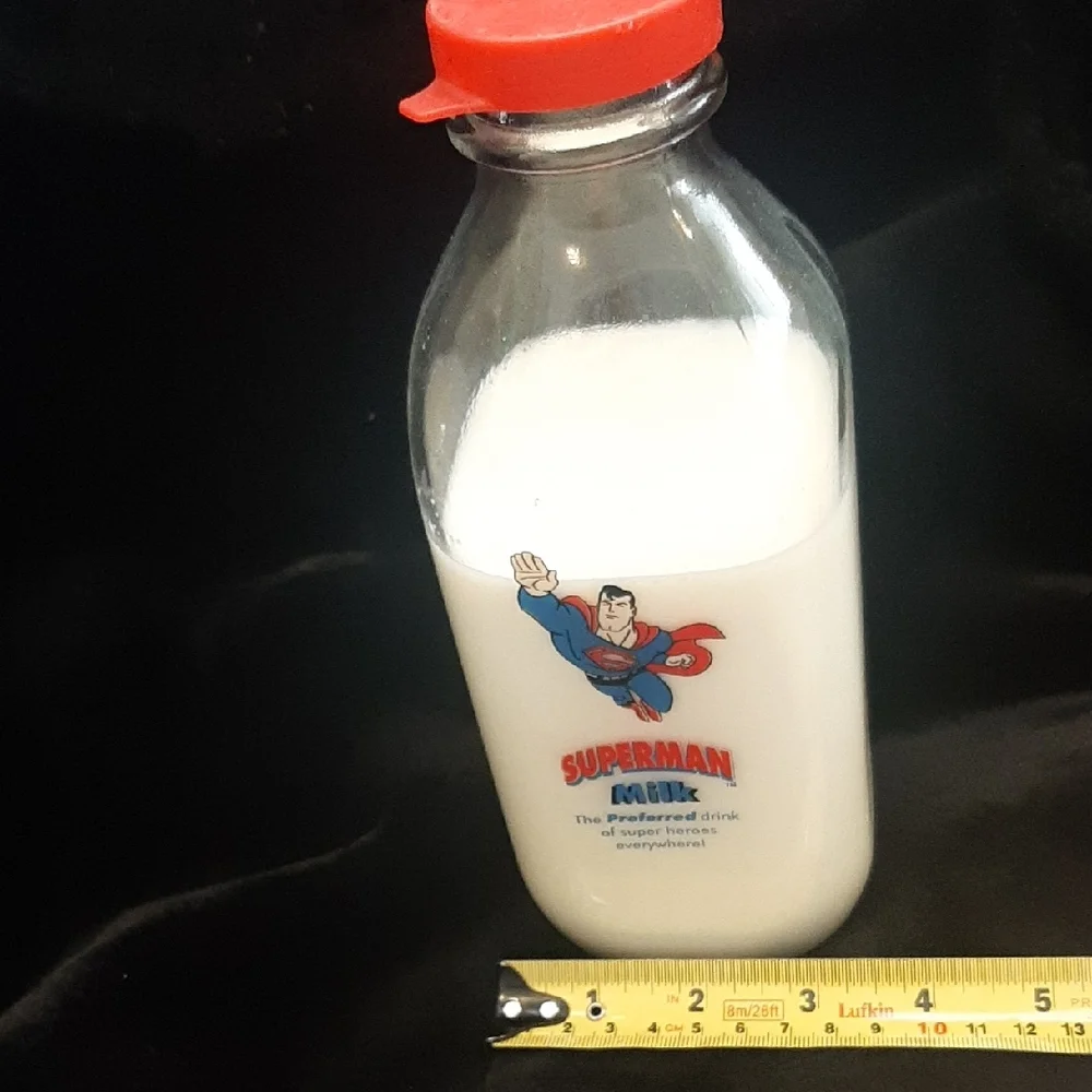 Superman🦸‍♂️VINTAGE 1998 Milk Glass Bottle "PREFERRED DRINK of SUPER HEROS" - Picture 7 of 8
